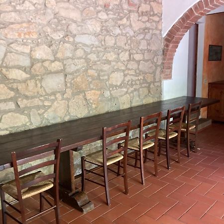 מונטסקודאיו Agriturismo Le Colline מראה חיצוני תמונה