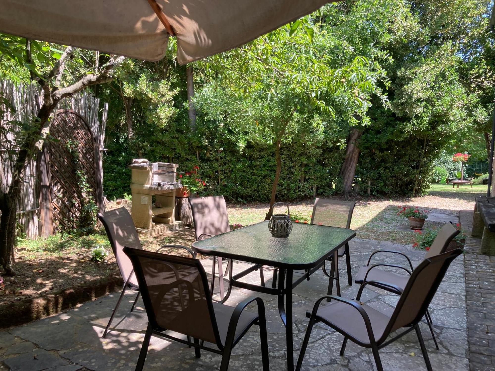 מונטסקודאיו Agriturismo Le Colline מראה חיצוני תמונה