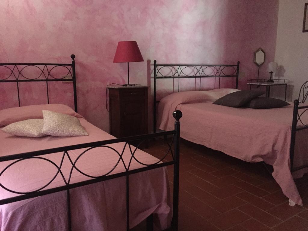 מונטסקודאיו Agriturismo Le Colline מראה חיצוני תמונה