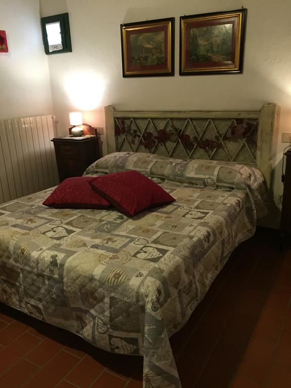 מונטסקודאיו Agriturismo Le Colline מראה חיצוני תמונה