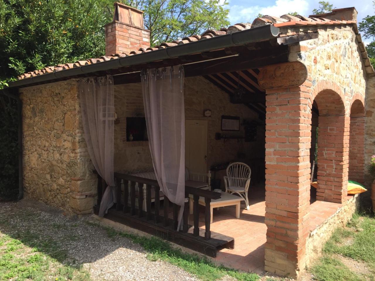 מונטסקודאיו Agriturismo Le Colline מראה חיצוני תמונה
